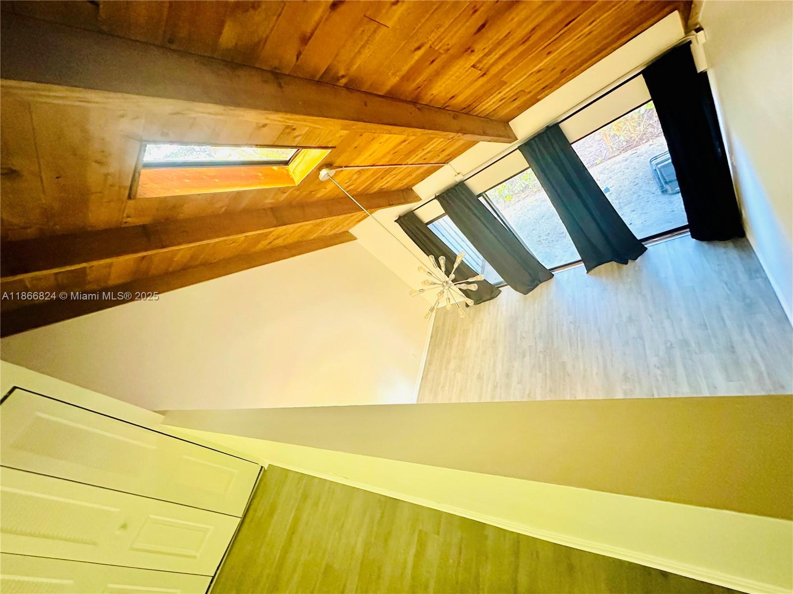 33 Deer Creek Road, Unit D103 Deerfield Beach, FL 33442 - Photo 11 of 28