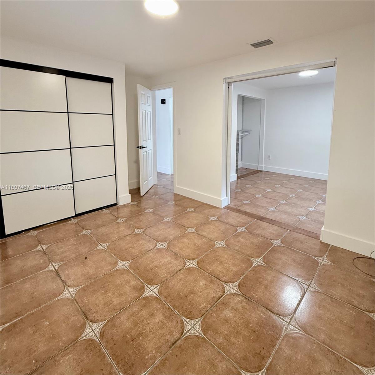 2729 Southwest 67th Avenue Miami, FL 33155 - Photo 13 of 39 Front House