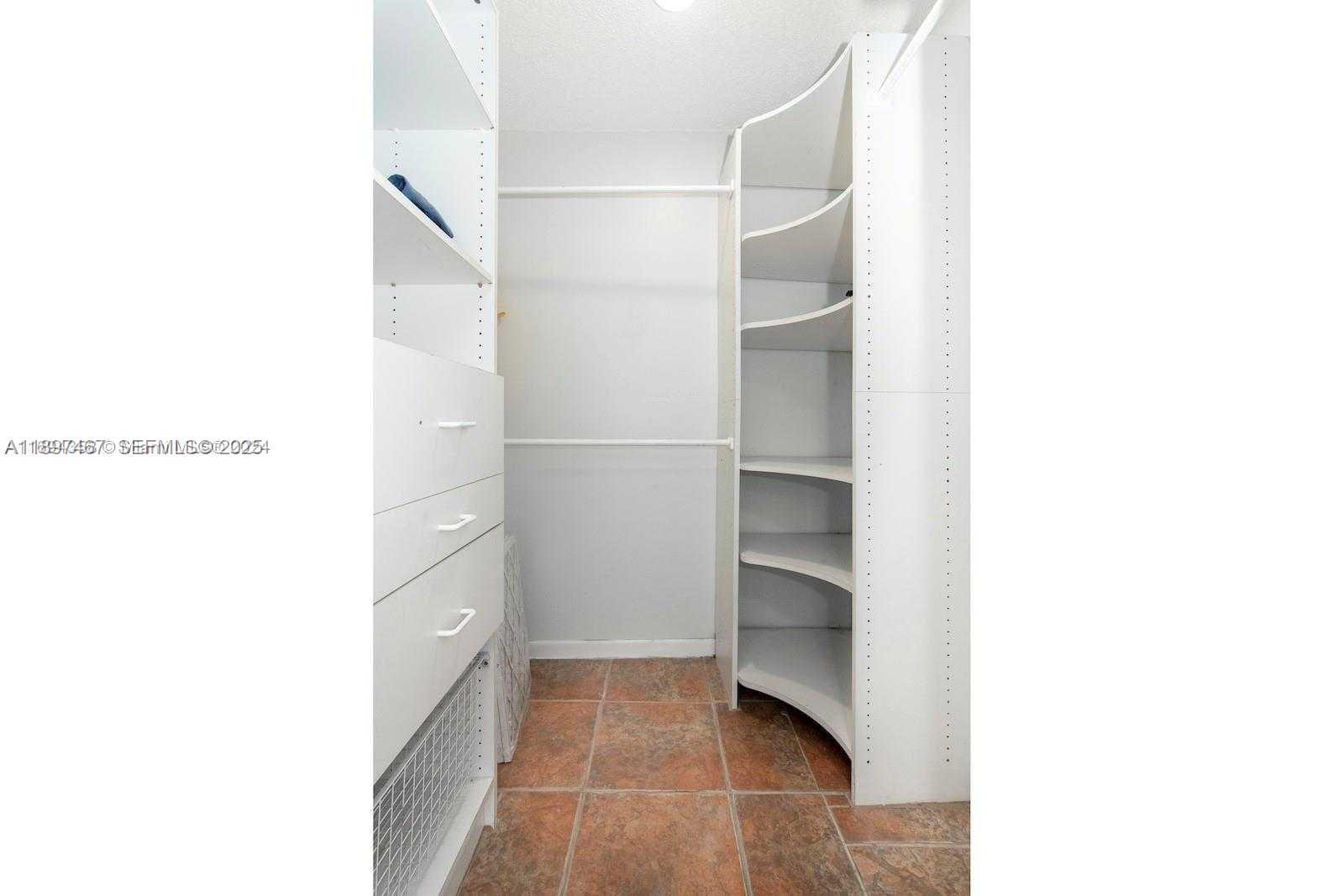 2729 Southwest 67th Avenue Miami, FL 33155 - Photo 24 of 39