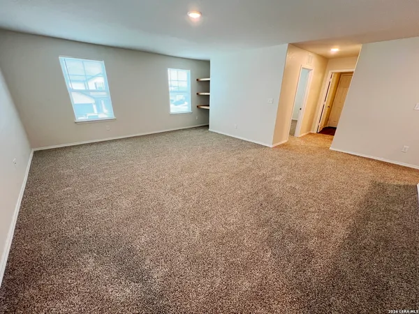 $1,795 | 13706 Prospector Post, San Antonio, TX 78253