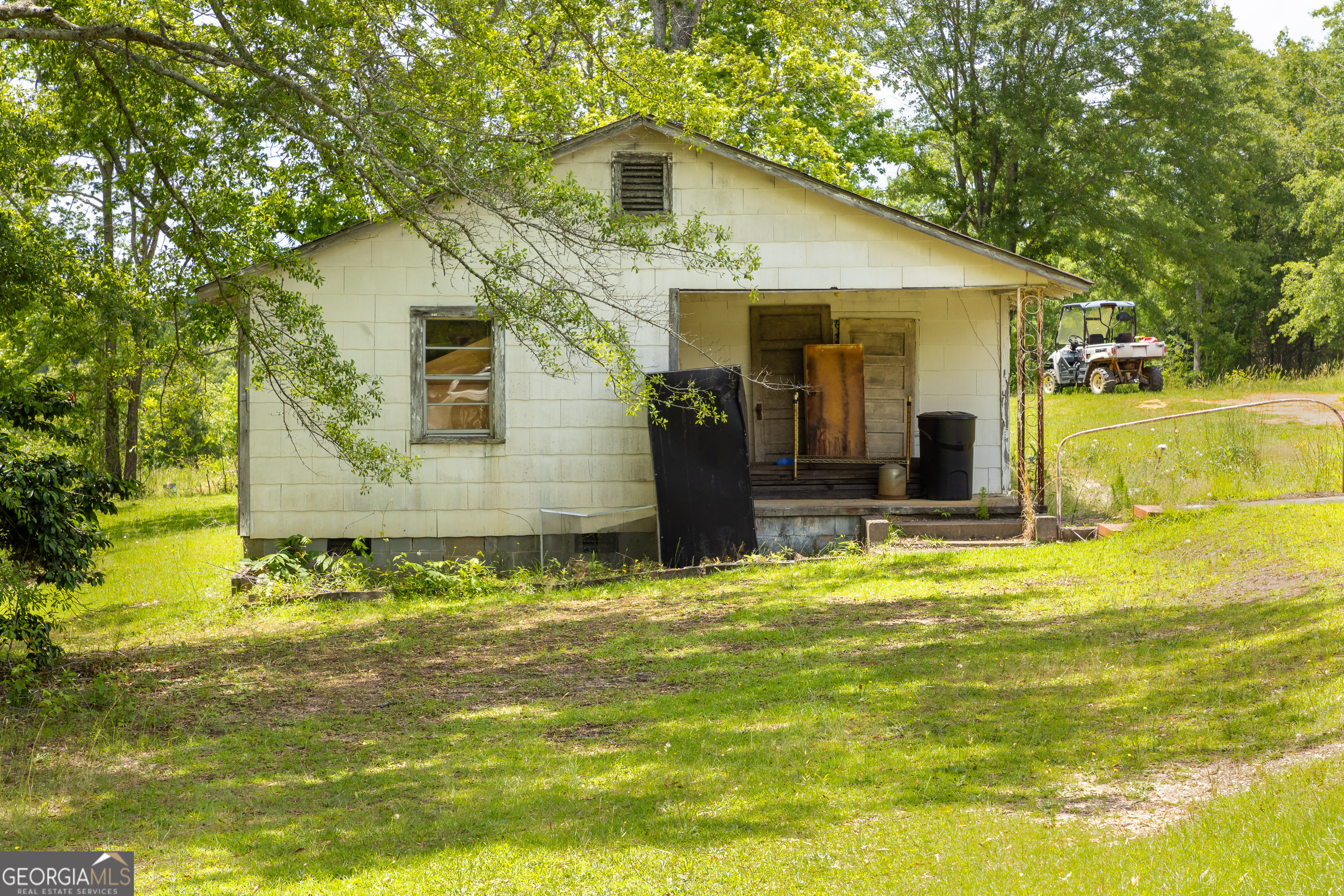 655 White Road Thomaston, GA 30286 - Photo 7 of 41