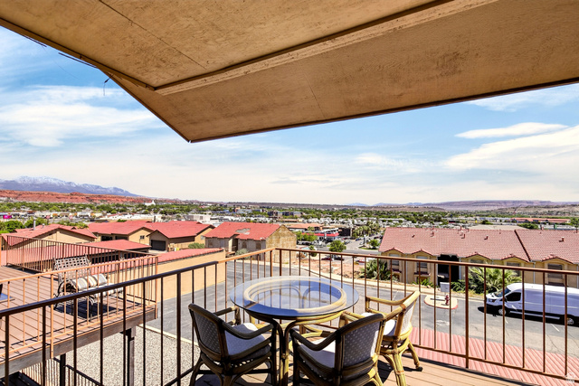 161 West 950 South, Unit Q1 St. George, UT 84770 - Photo 3 of 37 Balcony featuring a residential view and a mountain view