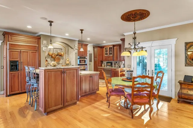 $999,000 | 14 Lexington Circle, Southwick, MA 01077