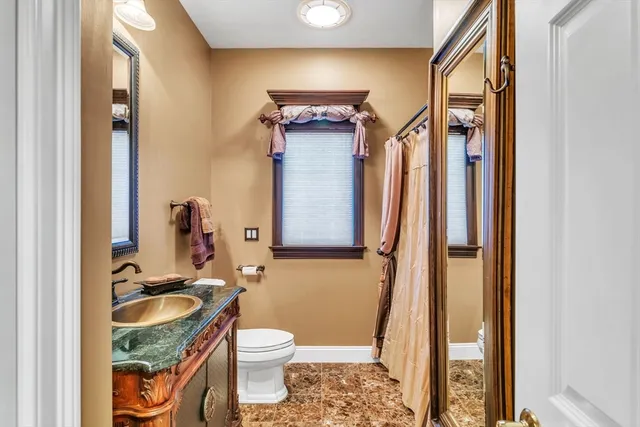 $999,000 | 14 Lexington Circle, Southwick, MA 01077