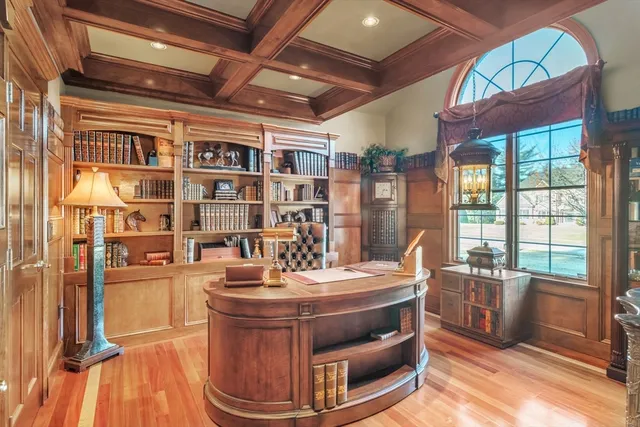 $999,000 | 14 Lexington Circle, Southwick, MA 01077