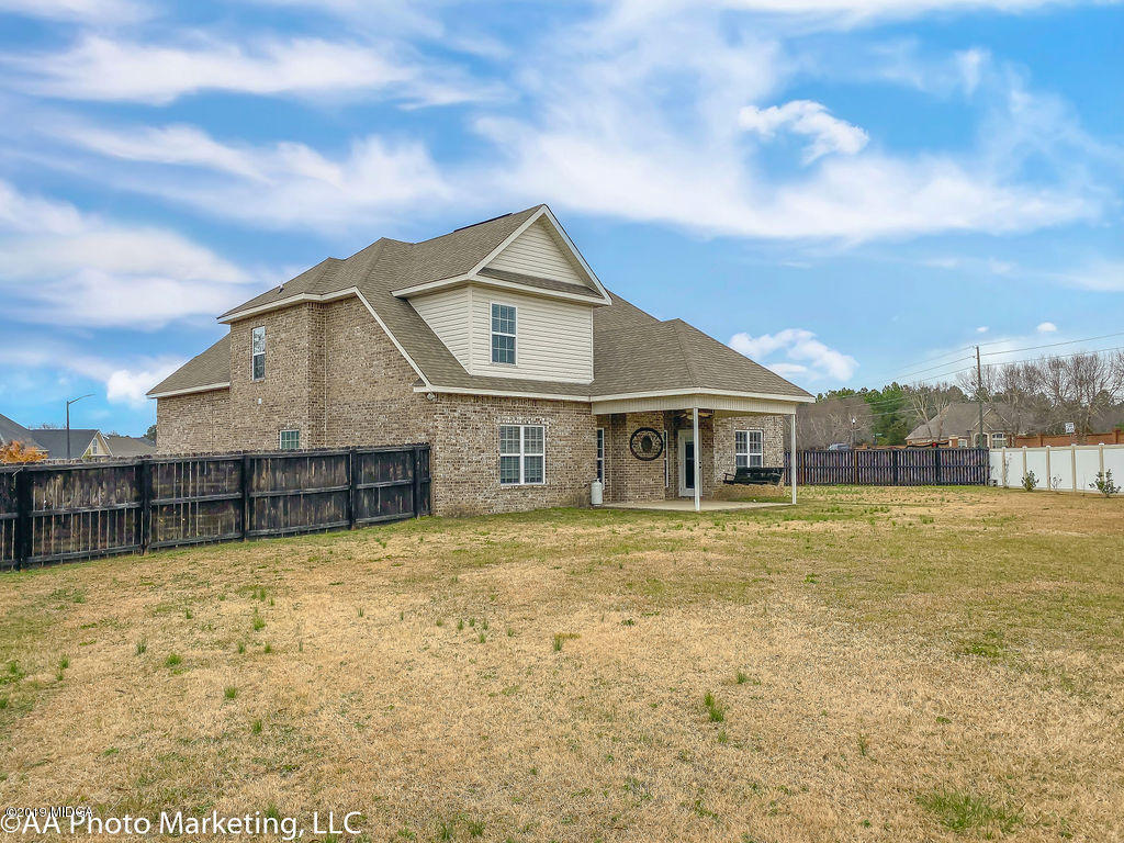 409 Dalton's Ridge Bonaire, GA 31005 - Photo 34 of 37 B4DEA945-3823-4654-B507-1BDA836626C0