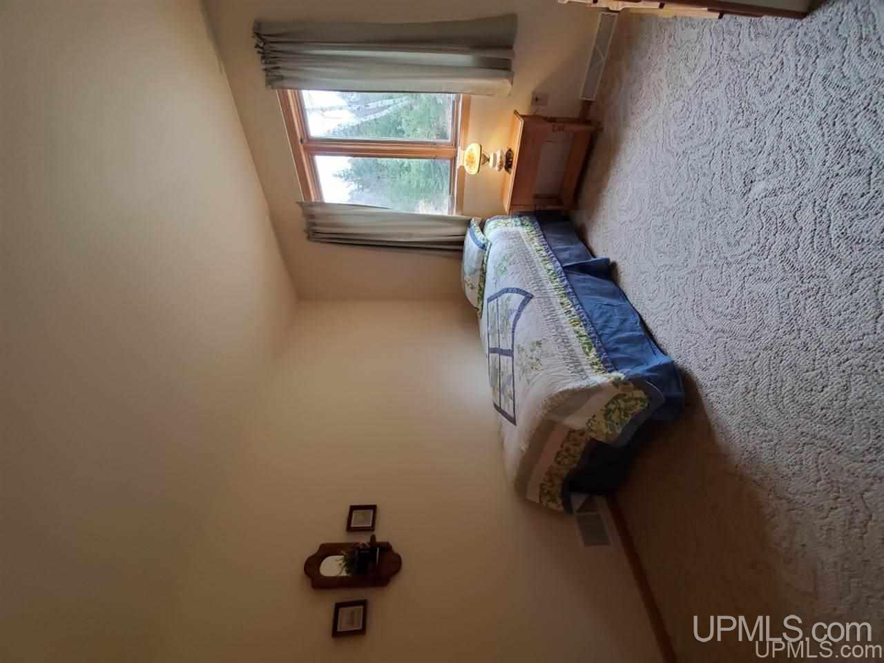16645 Bayshore Road Lanse, MI 49946 - Photo 25 of 43 Gallery Image 25