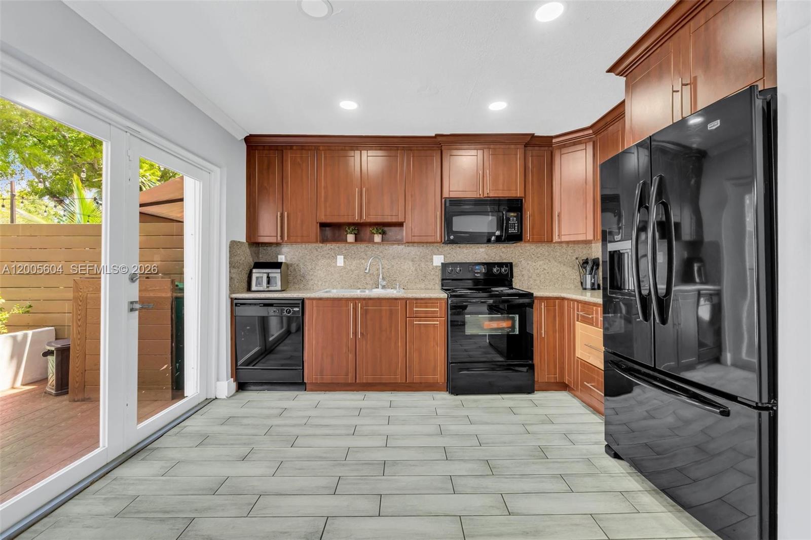 11159 Southwest 154th Place Miami, FL 33196 - Photo 16 of 38