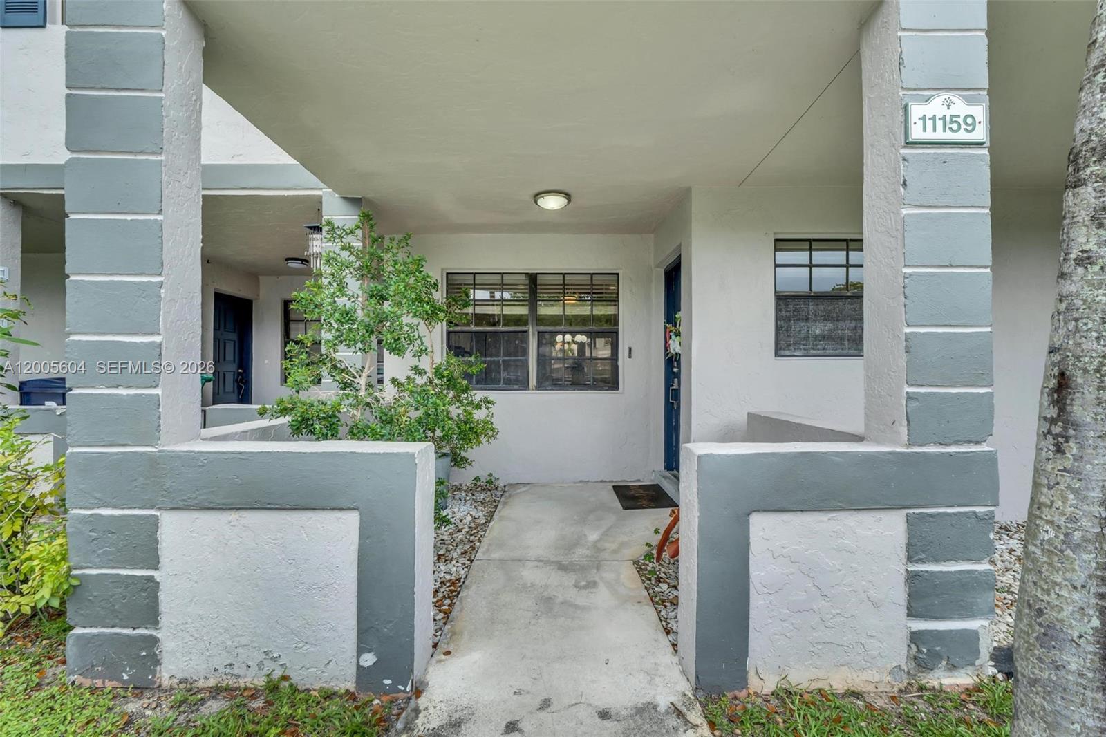 11159 Southwest 154th Place Miami, FL 33196 - Photo 4 of 38