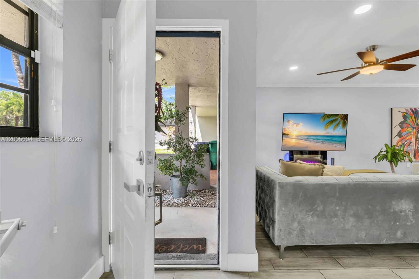 11159 Southwest 154th Place Miami, FL 33196 - Photo 6 of 38
