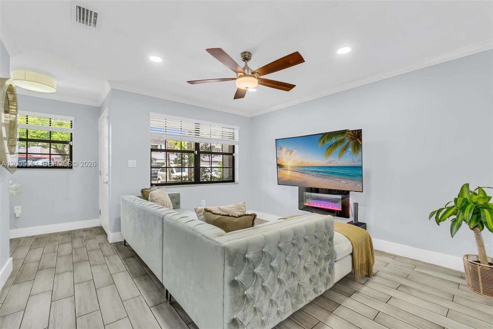 11159 Southwest 154th Place Miami, FL 33196 - Photo 10 of 38