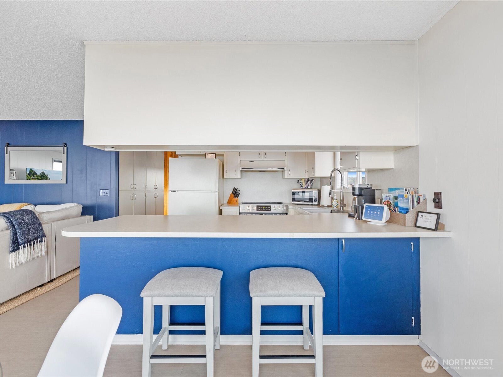 2625 West Beach Road Oak Harbor, WA 98277 - Photo 18 of 38