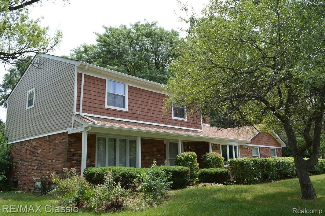 22000 Taft Road Northville, MI 48167 - Photo 3 of 27 Taft D.jpg