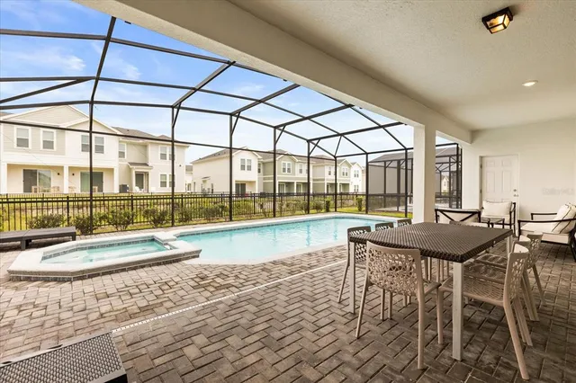 $999,999 | 2210 Lelani Circle, Davenport, FL 33897