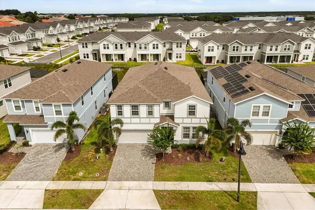 $999,999 | 2210 Lelani Circle, Davenport, FL 33897