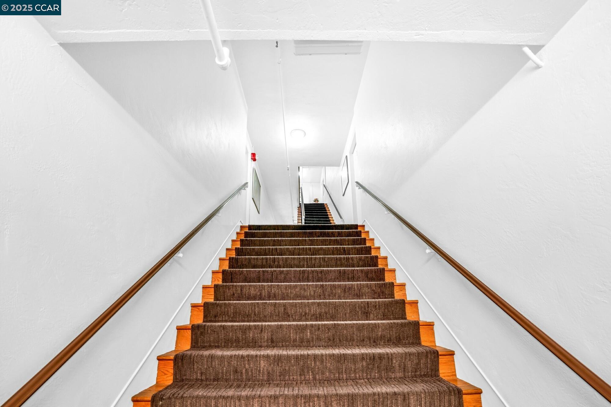 1919 Curtis Street Berkeley, CA 94702 - Photo 26 of 54 a view of entryway