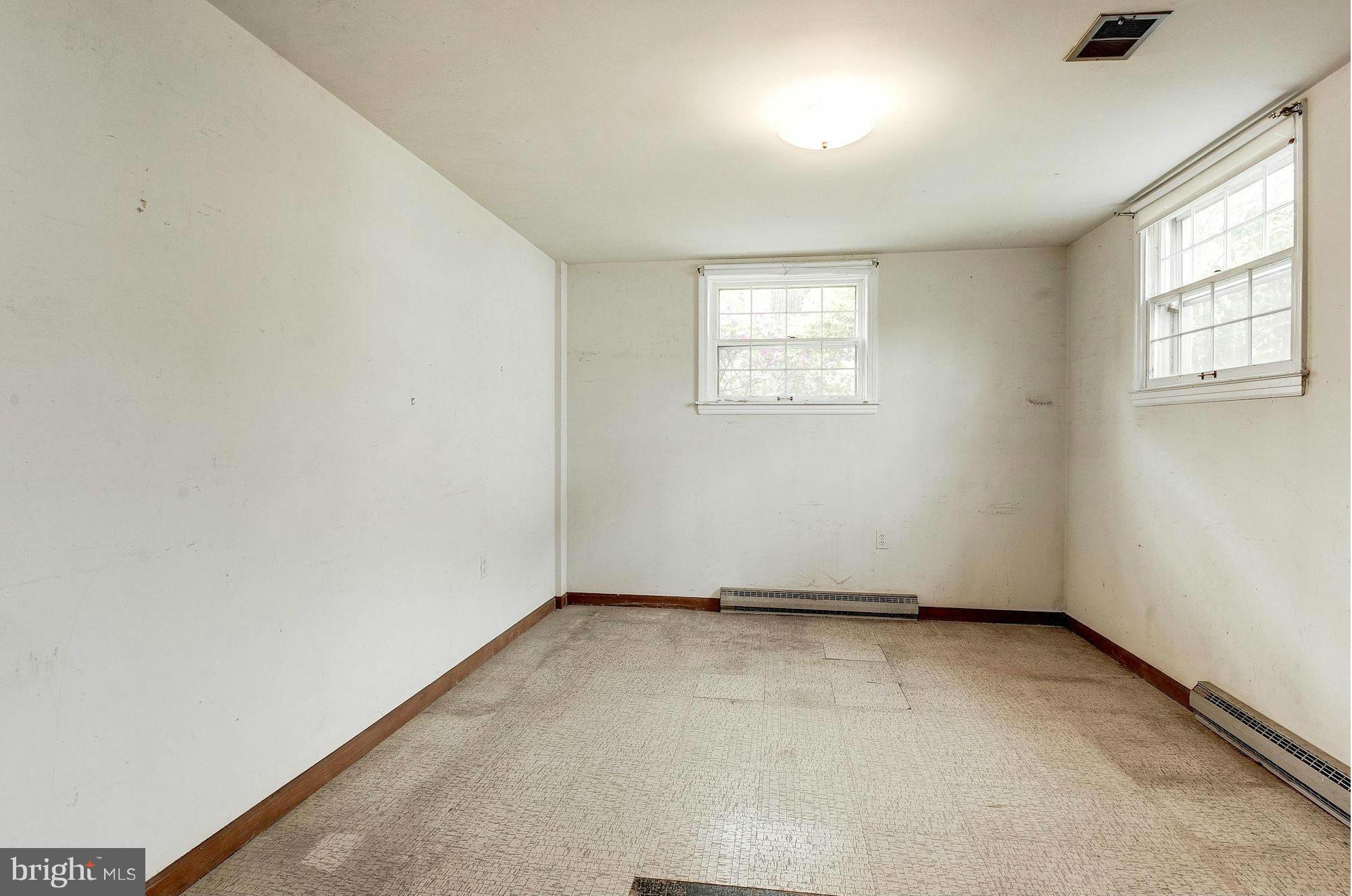 303 Williamsburg Road Sterling, VA 20164 - Photo 18 of 25 Bedroom #4/Den | Lower Level