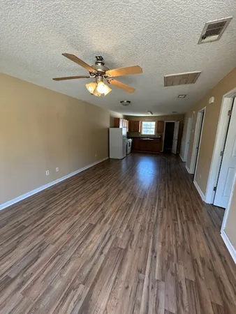 $825 | 505 Izlar Street, Unit A, Waycross, GA 31503