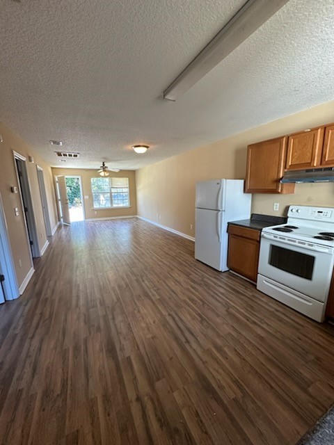 505 Izlar Street, Unit A Waycross, GA 31503 - Photo 3 of 8