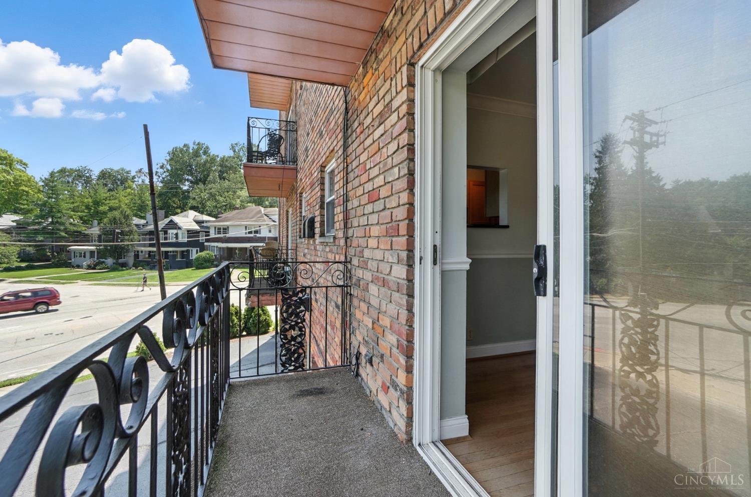 2270 Madison Road, Unit 1B Cincinnati, OH 45208 - Photo 42 of 53