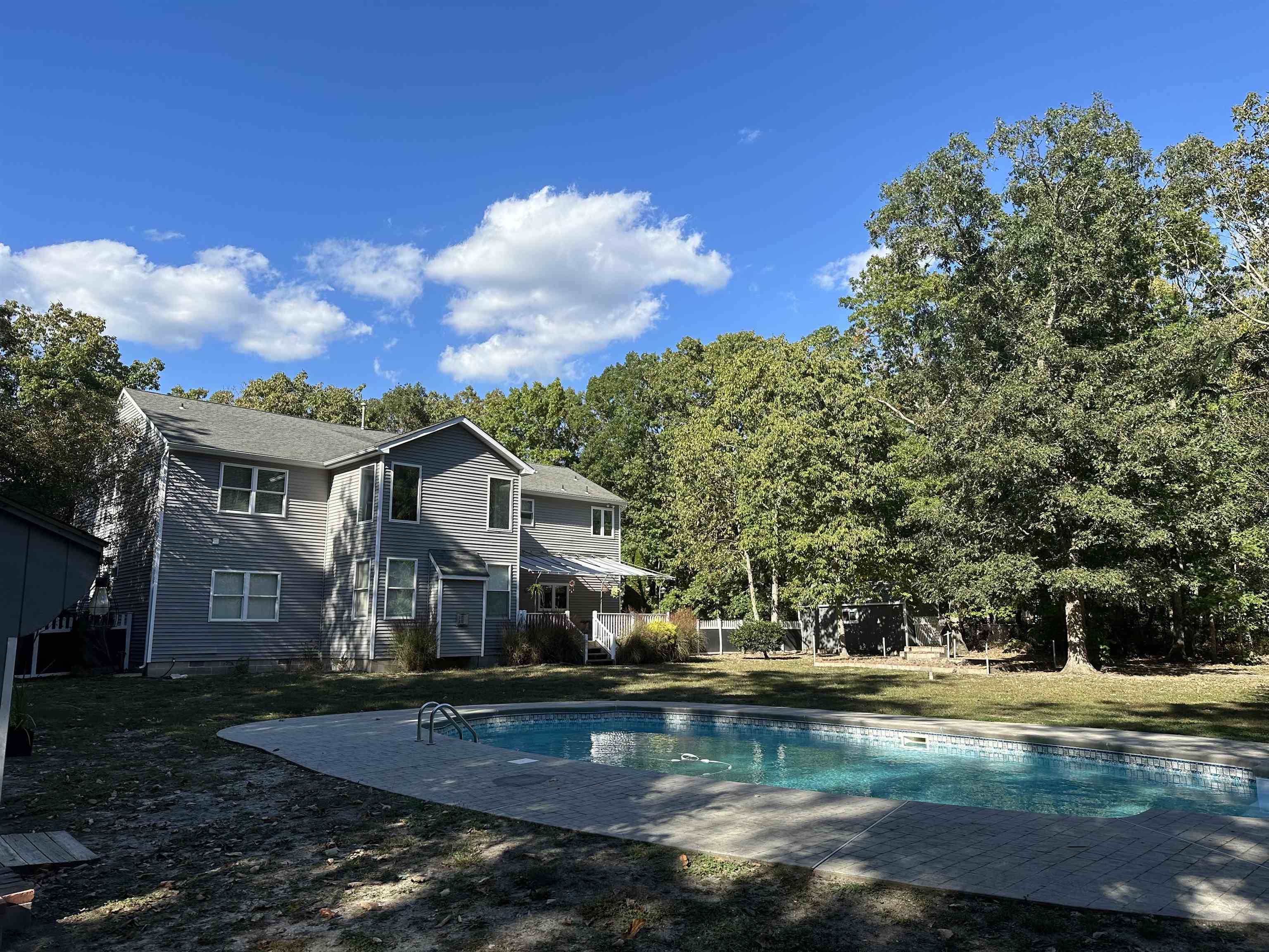 4 Mockingbird Woodbine, NJ 08270 - Photo 33 of 40 a front view of a house with a yard