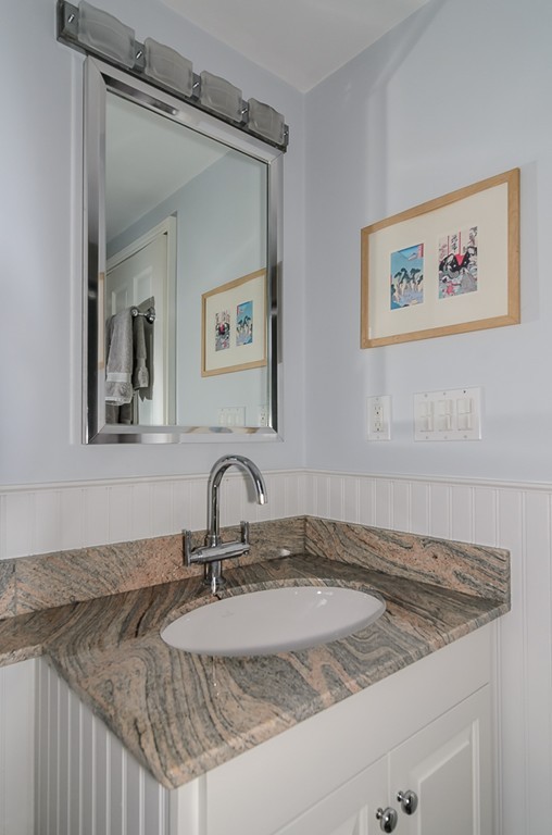 5 Shaw Road Wellesley, MA 02481 - Photo 19 of 23 Gallery Image 19