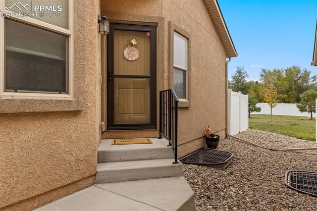 $410,000 | 4139 Pk Hvn View, Colorado Springs, CO 80917