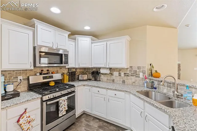 $410,000 | 4139 Pk Hvn View, Colorado Springs, CO 80917