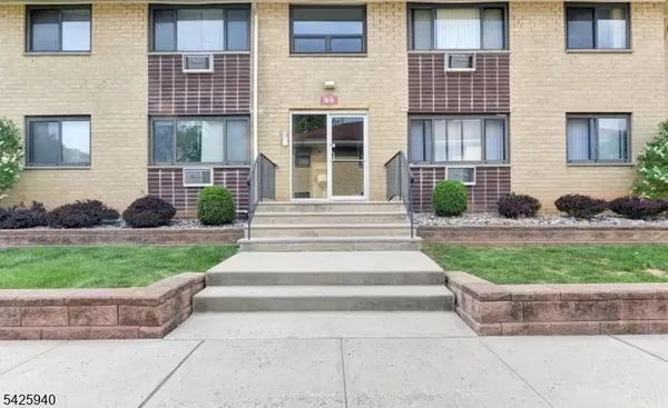 $1,850 | 401 Highway 22 Bldg44 U4 Plainfield Nj 07060, Unit 4, Plainfield, NJ 07060