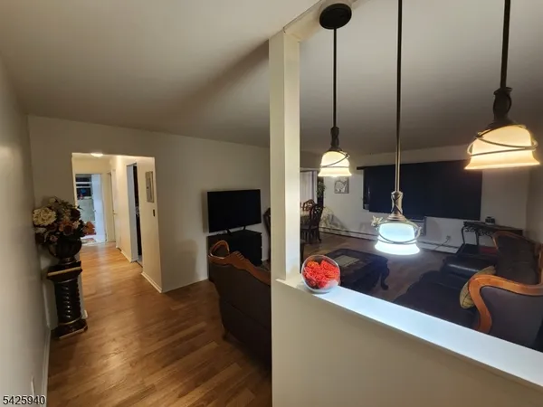 $1,850 | 401 Highway 22 Bldg44 U4 Plainfield Nj 07060, Unit 4, Plainfield, NJ 07060