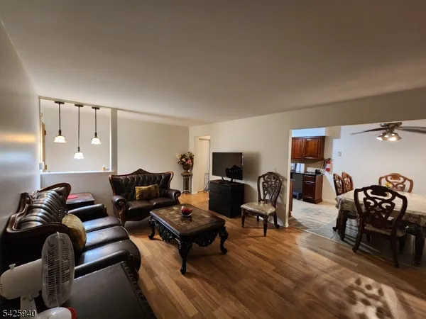 $1,850 | 401 Highway 22 Bldg44 U4 Plainfield Nj 07060, Unit 4, Plainfield, NJ 07060