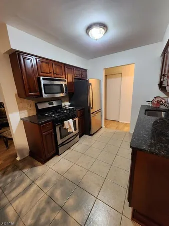 $1,850 | 401 Highway 22 Bldg44 U4 Plainfield Nj 07060, Unit 4, Plainfield, NJ 07060