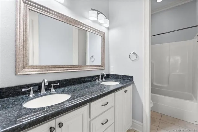 $674,000 | 2215 Longue Vue Drive, Lake Charles, LA 70605