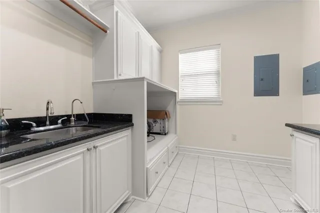 $674,000 | 2215 Longue Vue Drive, Lake Charles, LA 70605