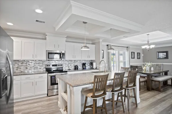 $399,000 | 8328 Southeast Swan Avenue, Hobe Sound, FL 33455