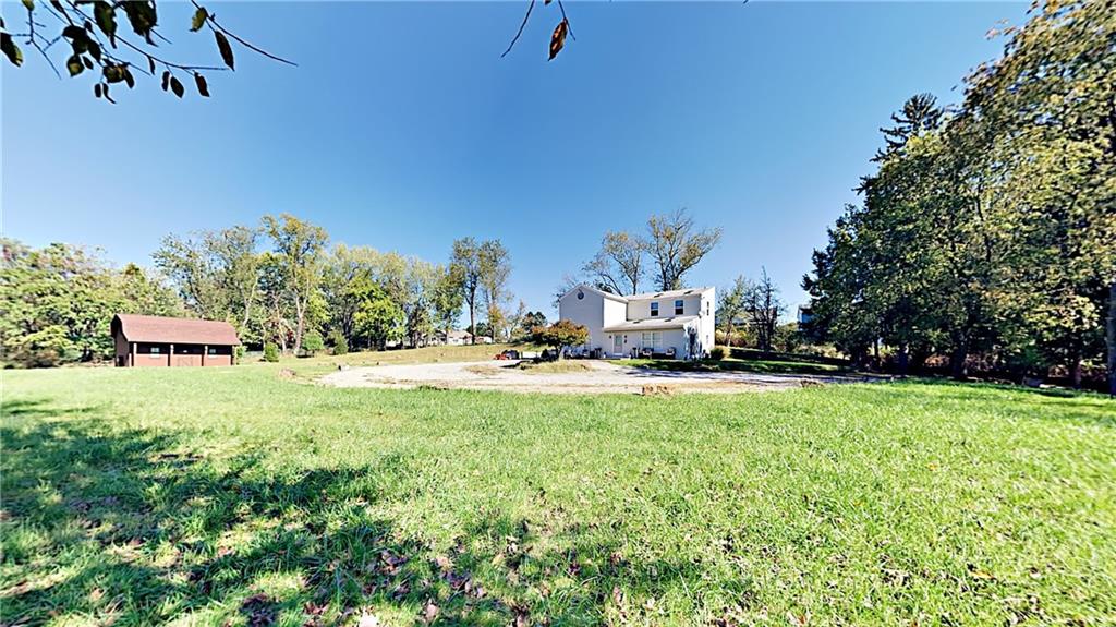 423 Friday Road Pittsburgh, PA 15209 - Photo 4 of 20 Gallery Image 4