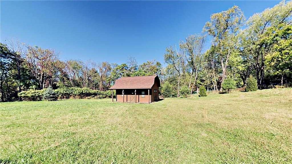 423 Friday Road Pittsburgh, PA 15209 - Photo 7 of 20 Gallery Image 7