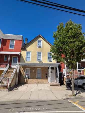 $2,500 | 412 11th Street, Unit 2, Union City, NJ 07087