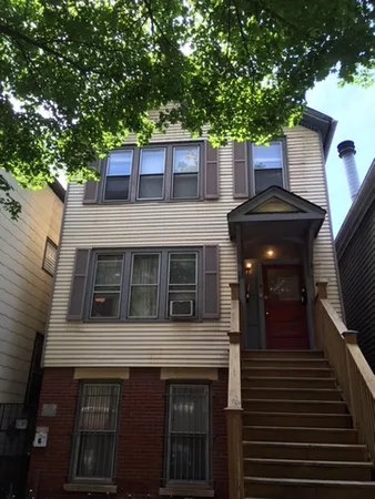 $2,000 | 1648 North Cleveland Avenue, Unit 2, Chicago, IL 60614