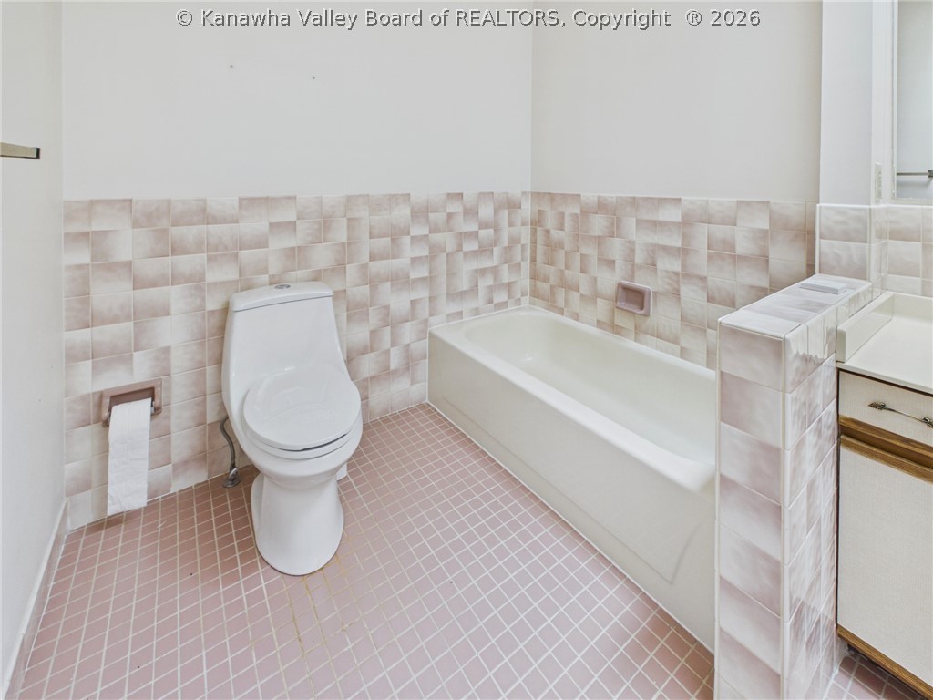 302 Flintlock Road Charleston, WV 25314 - Photo 40 of 44 Gallery Image 40
