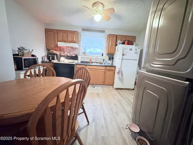 $209,900 | 186 Cemetery Street, Archbald, PA 18403