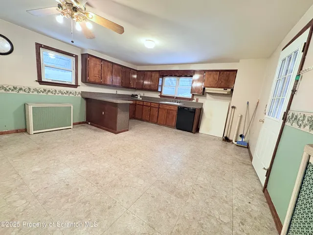 $209,900 | 186 Cemetery Street, Archbald, PA 18403