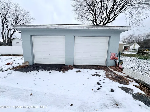 $209,900 | 186 Cemetery Street, Archbald, PA 18403