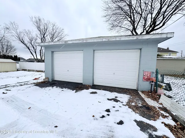 $209,900 | 186 Cemetery Street, Archbald, PA 18403