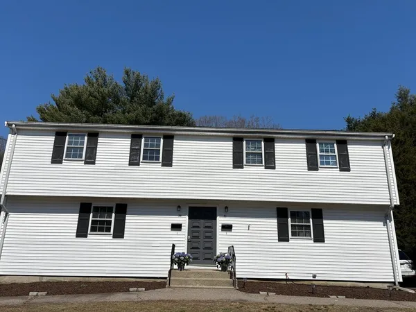 $1,275,000 | 31-33 Atherton Road, Foxboro, MA 02035