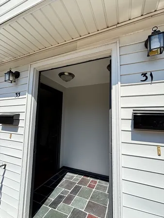 $1,275,000 | 31-33 Atherton Road, Foxboro, MA 02035