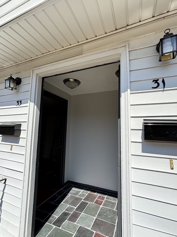 31-33 Atherton Road Foxboro, MA 02035 - Photo 2 of 25