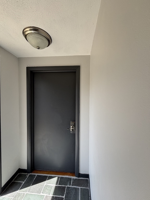 31-33 Atherton Road Foxboro, MA 02035 - Photo 3 of 25