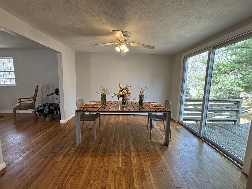 31-33 Atherton Road Foxboro, MA 02035 - Photo 5 of 25