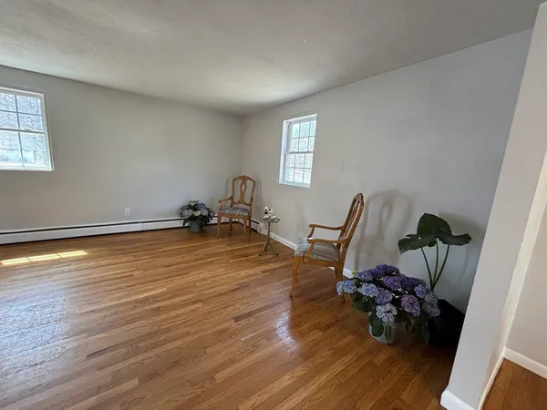 $1,275,000 | 31-33 Atherton Road, Foxboro, MA 02035